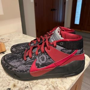 Nike KDs